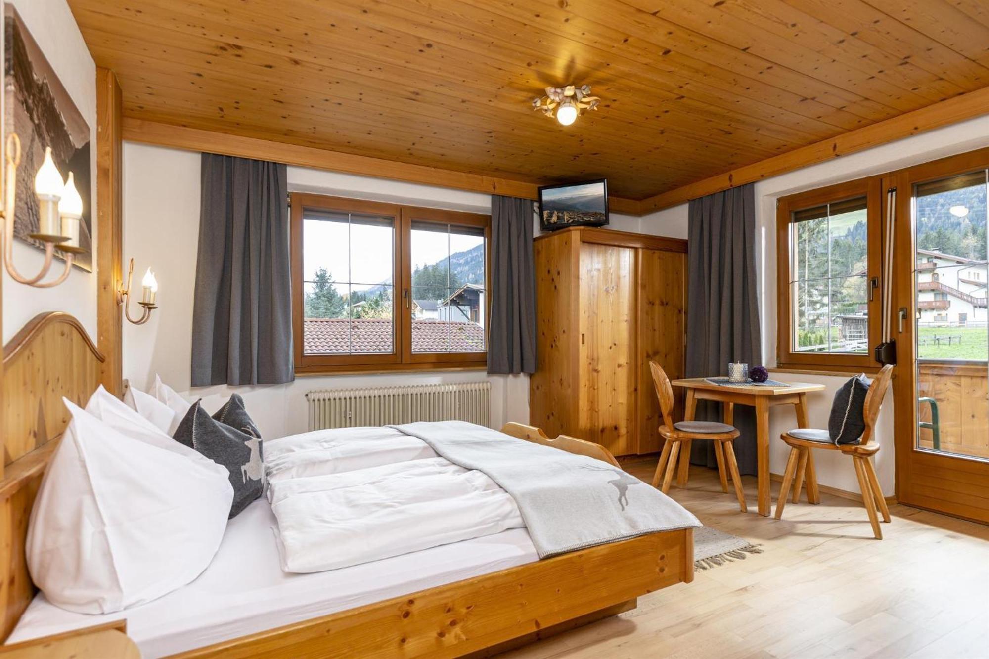 Ferienwohnung Haus Jochler Ried im Zillertal Zimmer foto
